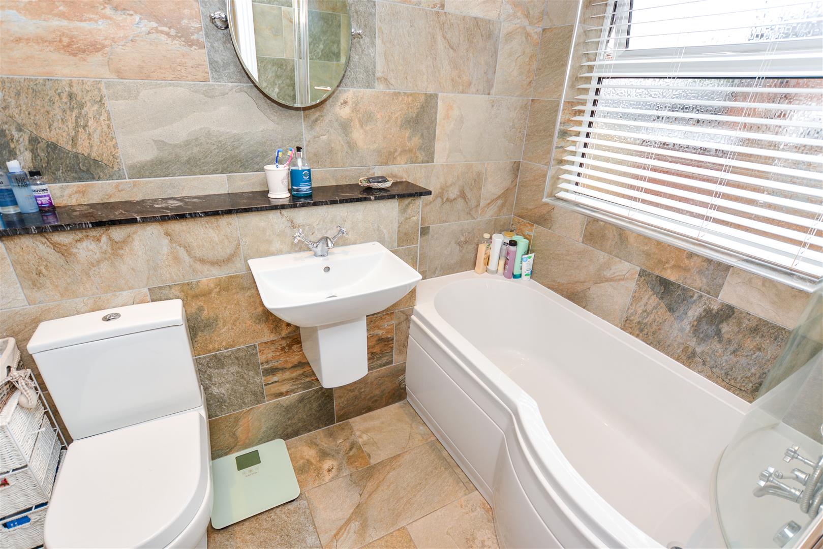 LUXURY GROUND FLOOR BATHROOM